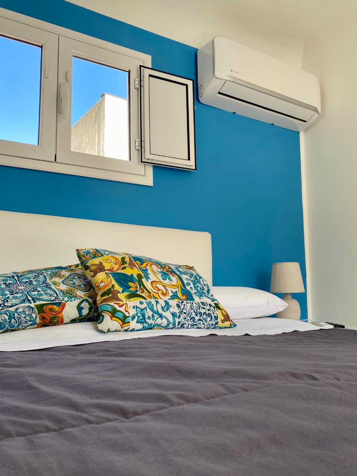 A Casa Di Alex Apartment Palermo Bagian luar foto